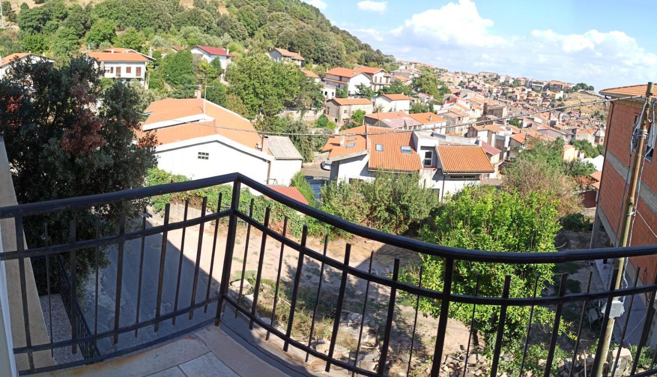 Appartement Casa Sias à Santu Lussurgiu Extérieur photo